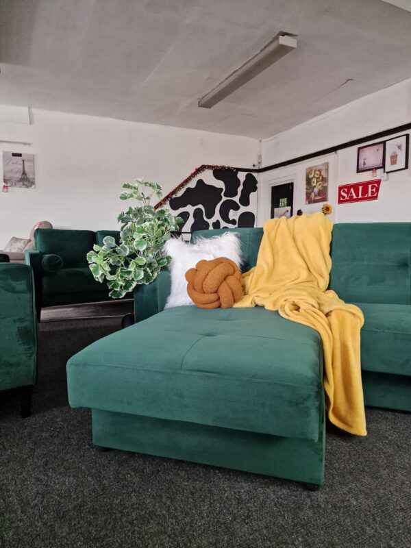 20231005_114848 Kieron Forest Green Velvet Universal Chaise Sofa Bed with Storage