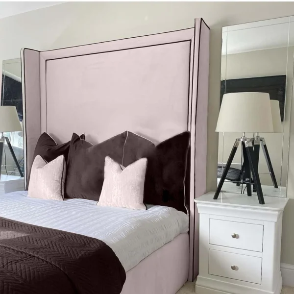 Elizabeth Winged Bed (All Sizes Available)